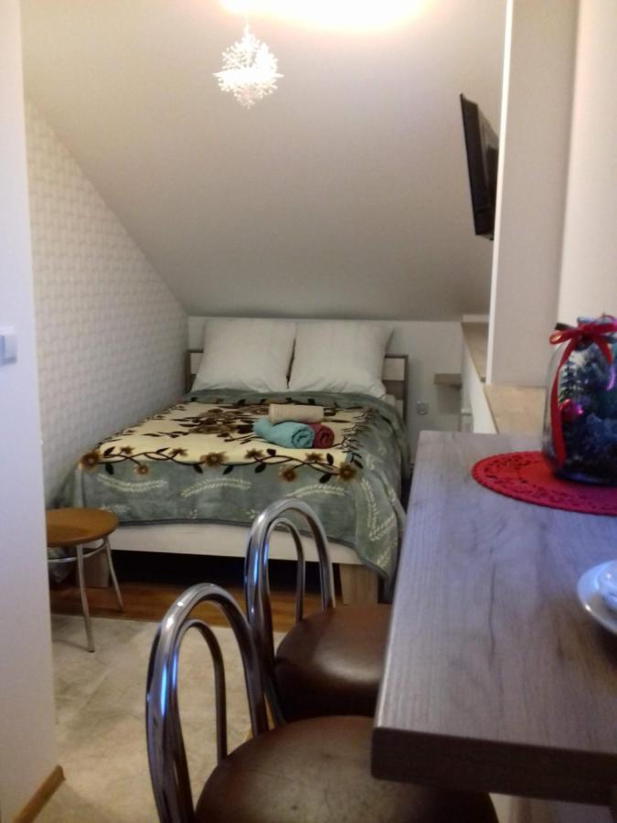 Homestay Strozowka Горлице Екстериор снимка