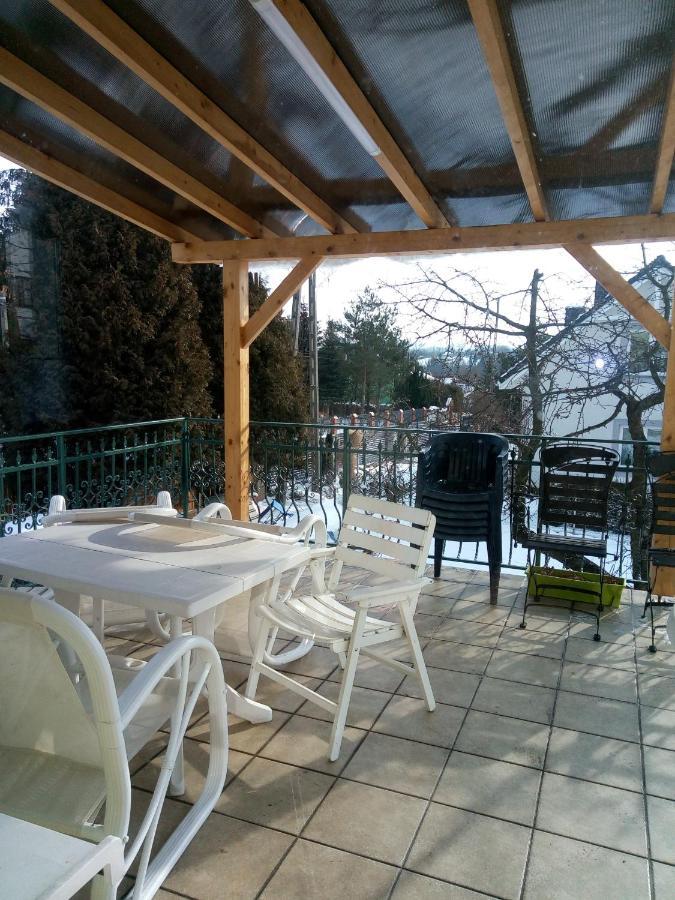 Homestay Strozowka Горлице Екстериор снимка