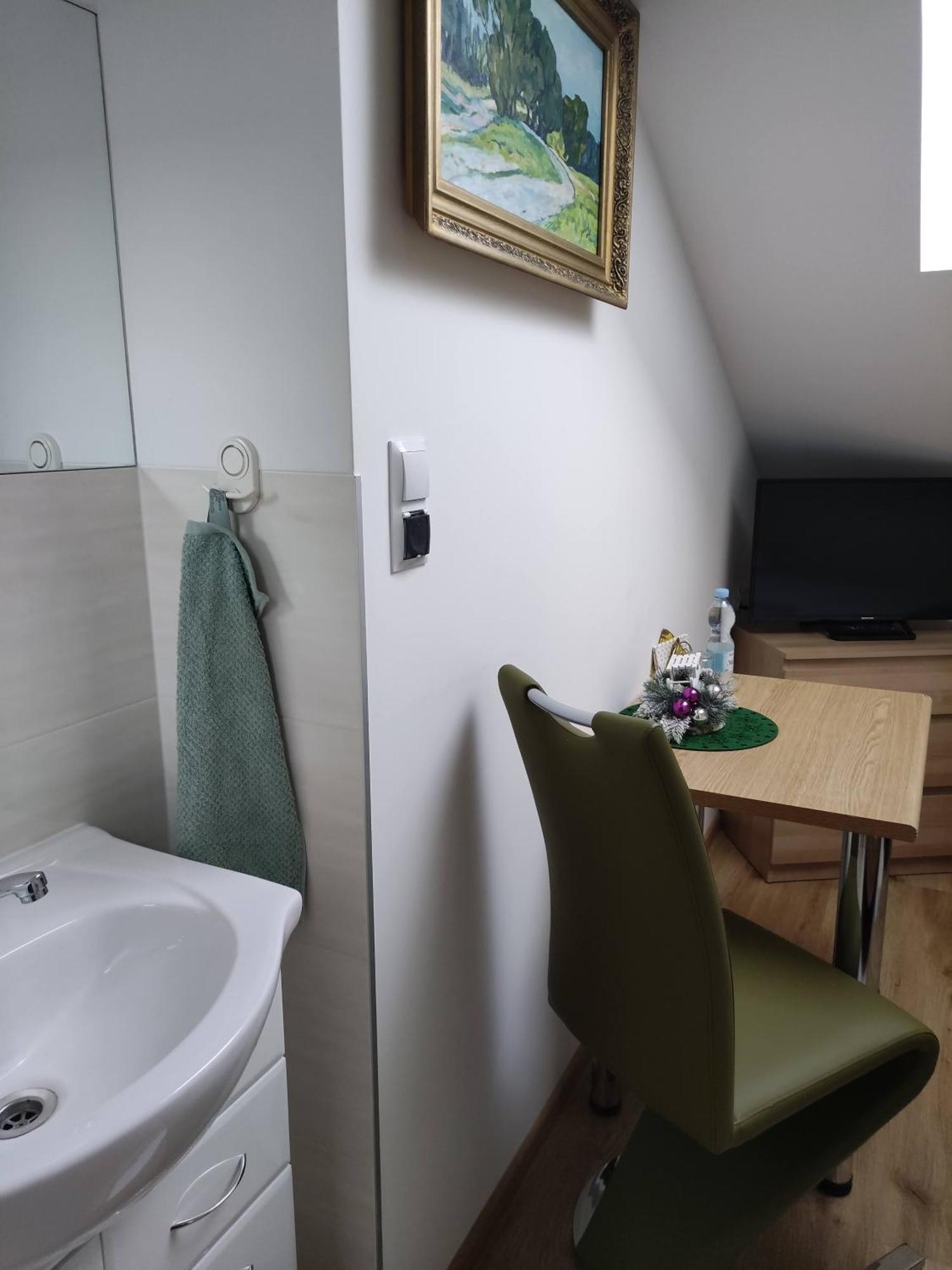 Homestay Strozowka Горлице Екстериор снимка